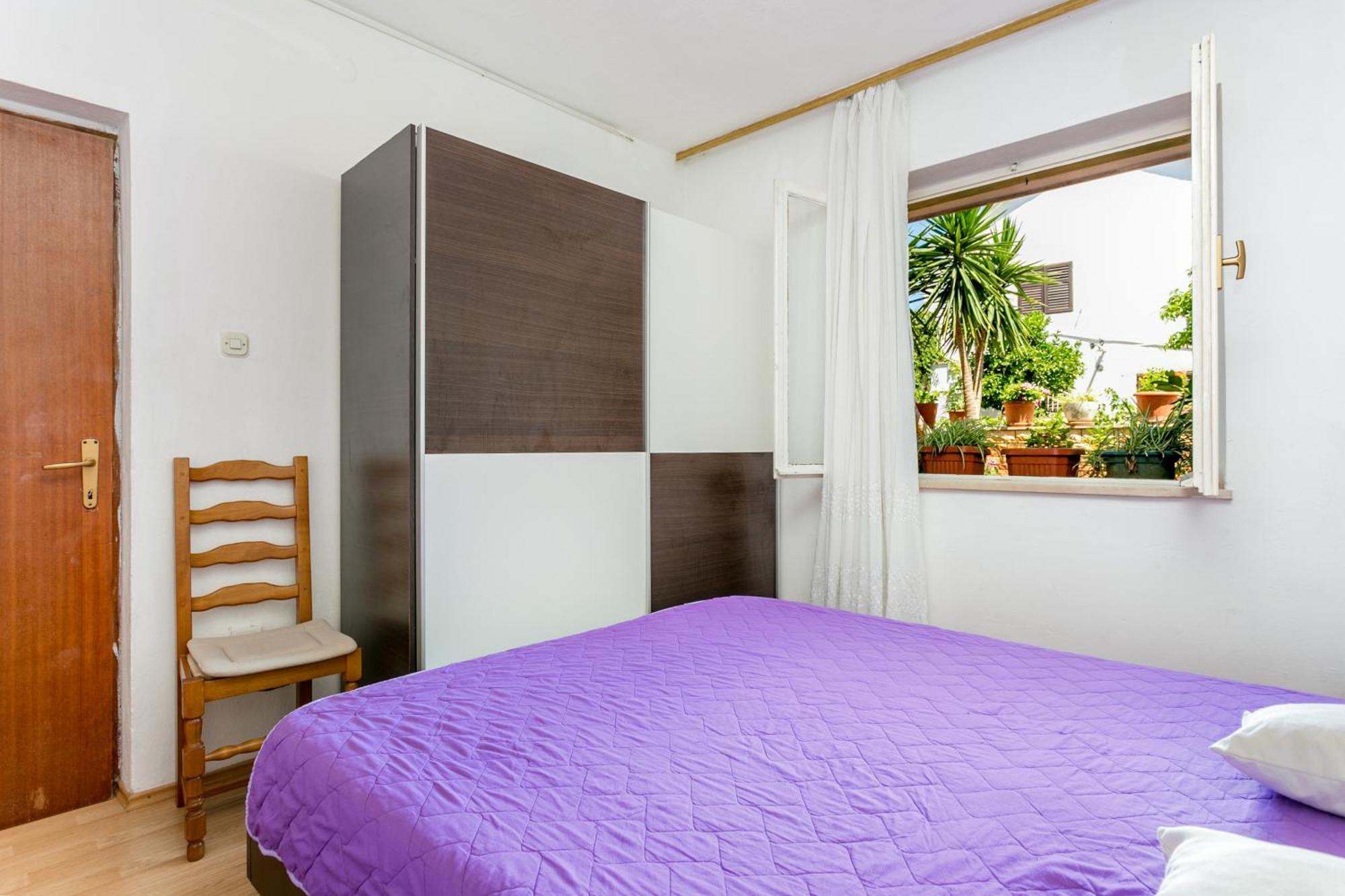 Apartments And Rooms With Parking Space Supetar, Brac - 5658 Room photo